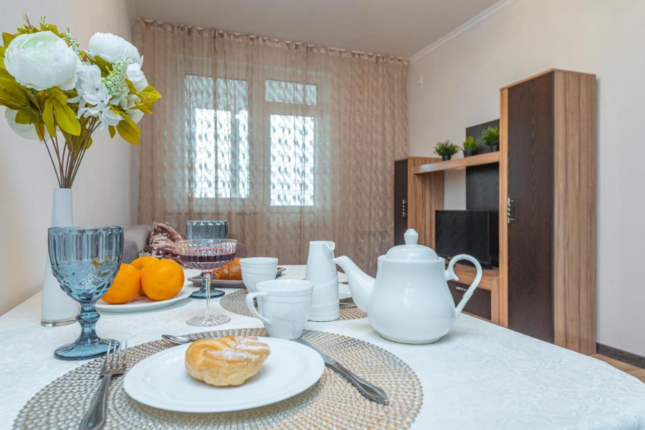Жк Sauran Towers Comfort Astana Exteriör bild